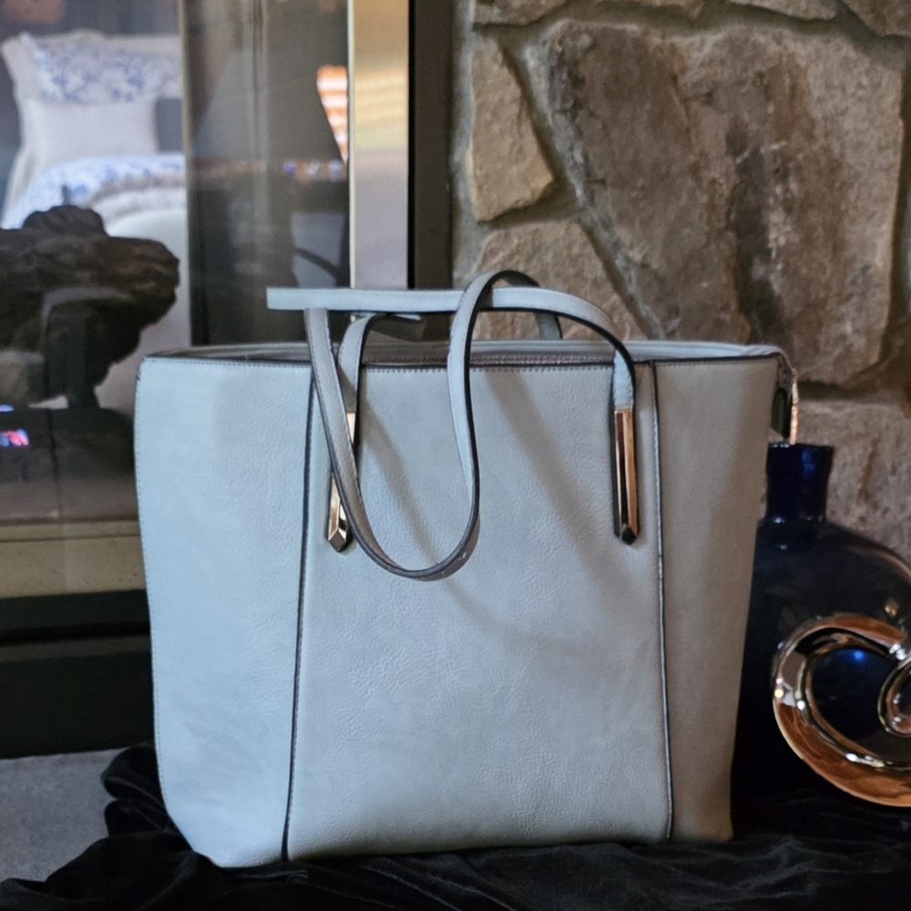 Elegant Gray Women's Tote Bag